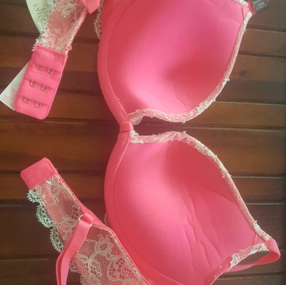 Victoria's Secret bra 32b - Picture 7 of 8